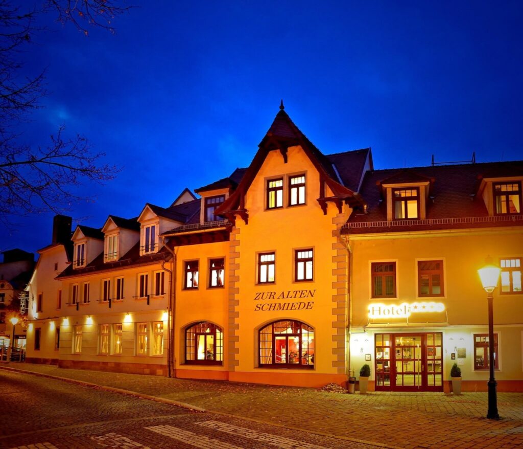 hotel-zur-alten-schmiede-in-naumburg-an-der-saale-47310