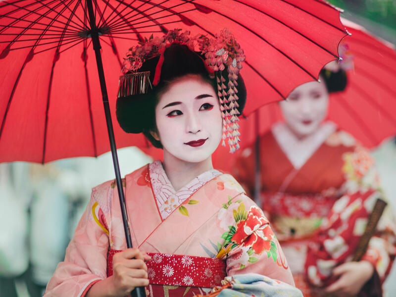 large_8a0092ff72c553d101730f86e5ea3224-Geisha-Maiko