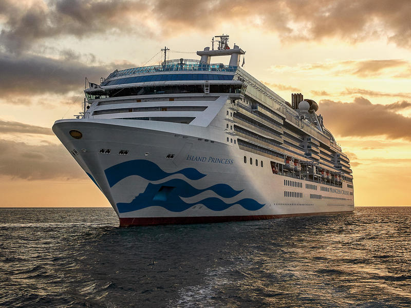 large_8a0092ff8a875b14018a893486cf4531-Island-Princess-Princess-Cruises