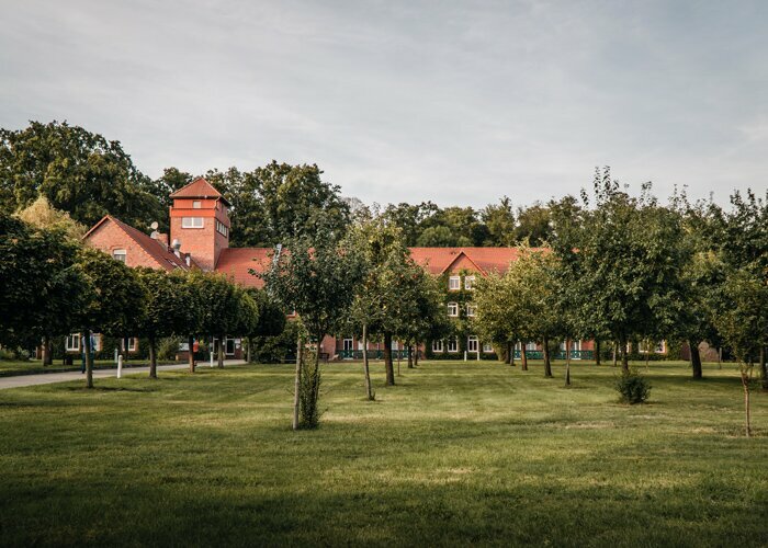 waldhotel-eiche-hotel-aussenansicht-82190