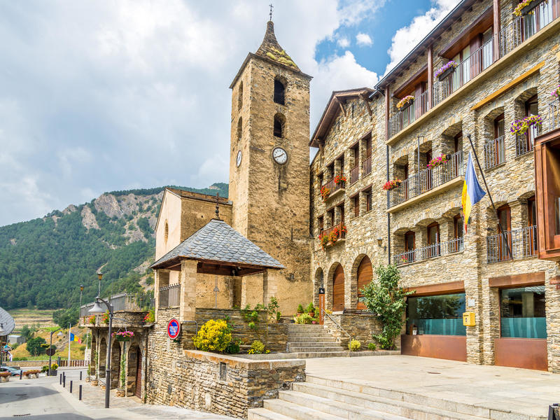 Kombinationsreisen Andorra - Spanien - Frankreich: Kleingruppen-Rundreise ab/an La Massana im Hotel Abba Xalet Suites