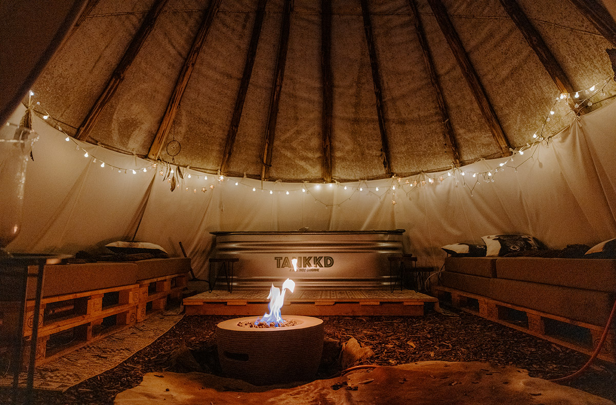 Übernachtung im Tipi mit Hot Tub Dreieich für 2 (1 Nacht)