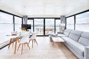 Holidays?on the water|Houseboat on the Baltic Sea