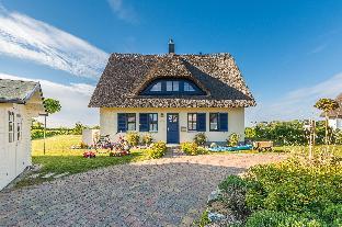 Freistehendes Reethaus