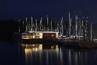 Secret hint on the Baltic Sea?living in the marina