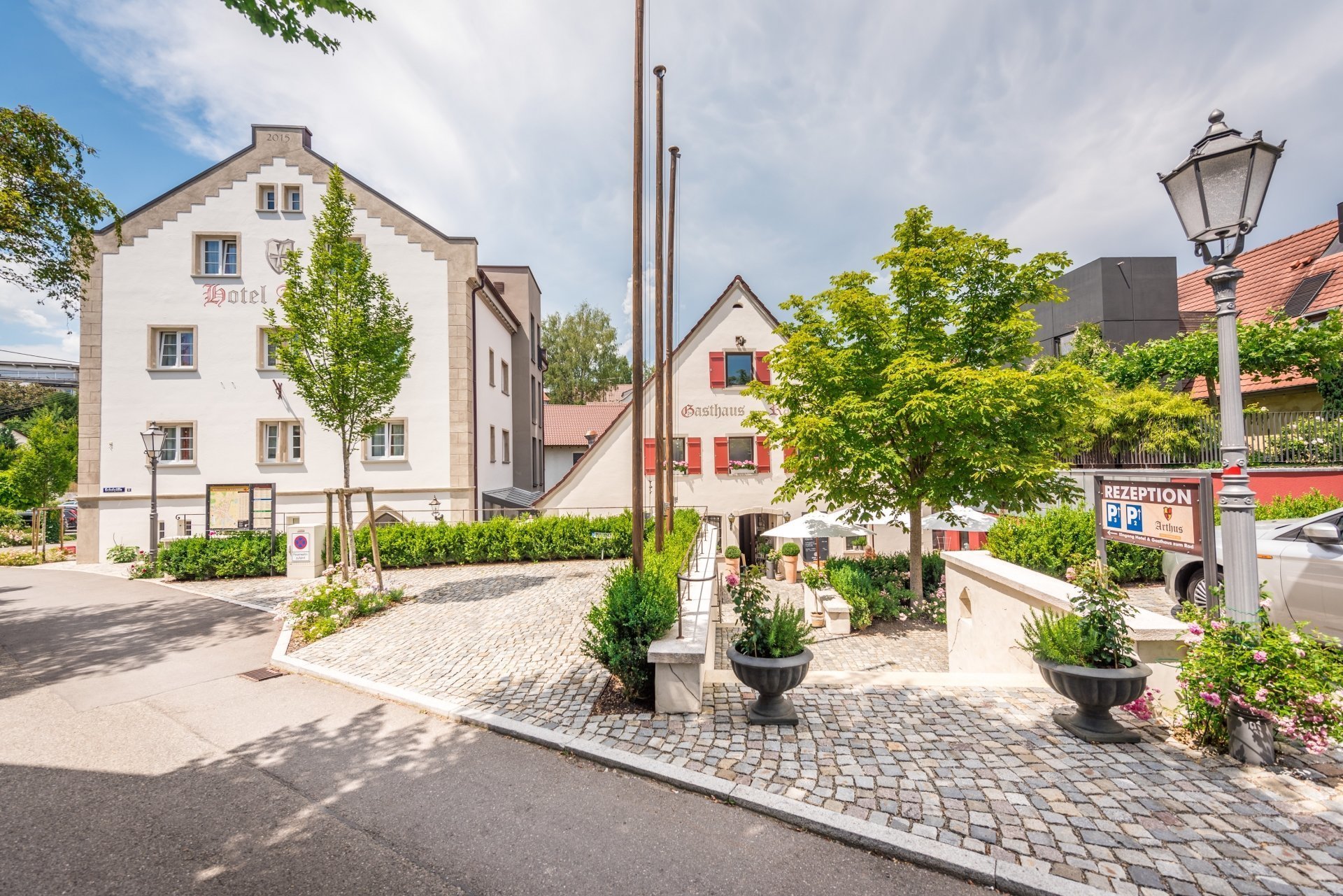 Zeit zu Zweit mit Rittermahl - inkl. Candle-Light-Dinner und Therme