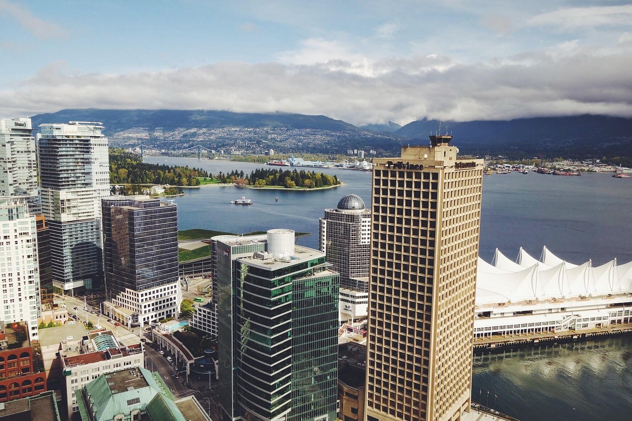 Billig fliegen nach Vancouver  Top-Angebote für Abenteurer!
