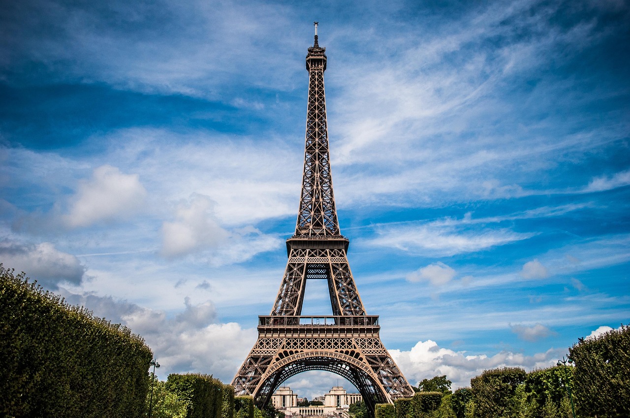 Die Stadt des Lichts lockt! Jetzt Deine unvergessliche Paris-Reise sichern.