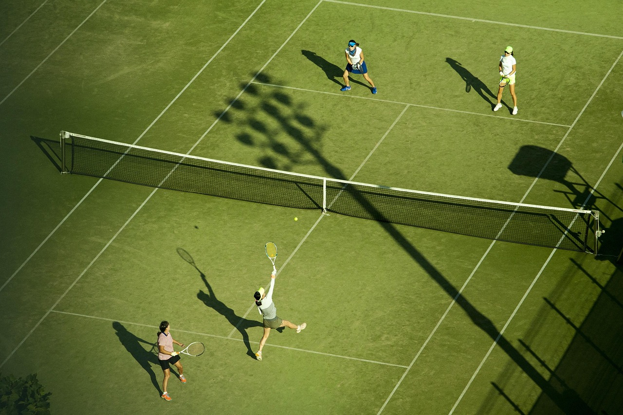 Tenniscamps & Reisen  Top-Angebote für Sportfans