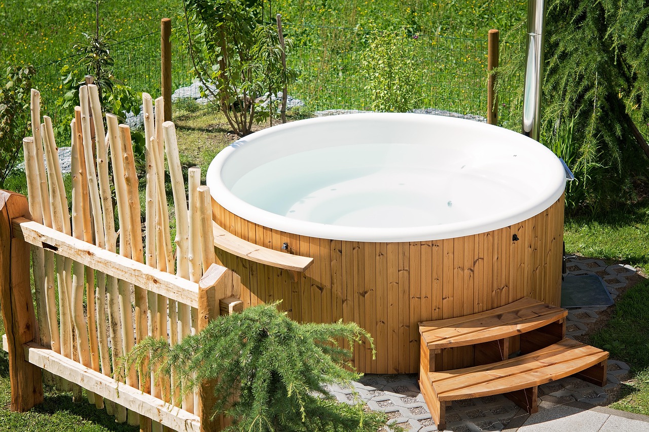 Genieße Entspannung pur  Hotelzimmer mit Whirlpool buchen!