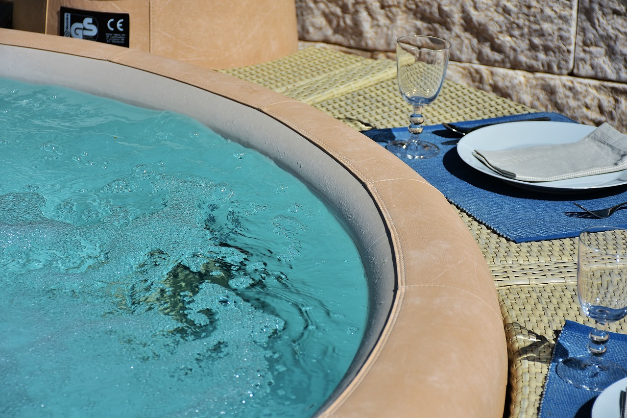 Wellness-Urlaub starten - Whirlpool-Zimmer jetzt reservieren!