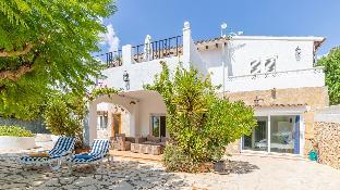 CASA VERDE - 5 Bedroom Villa with Private Pool