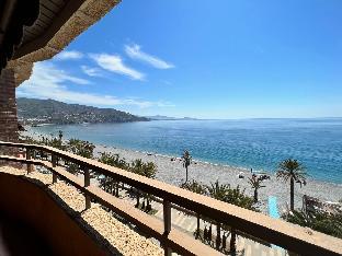 PUSHE Playa Velilla Beach & Tradition