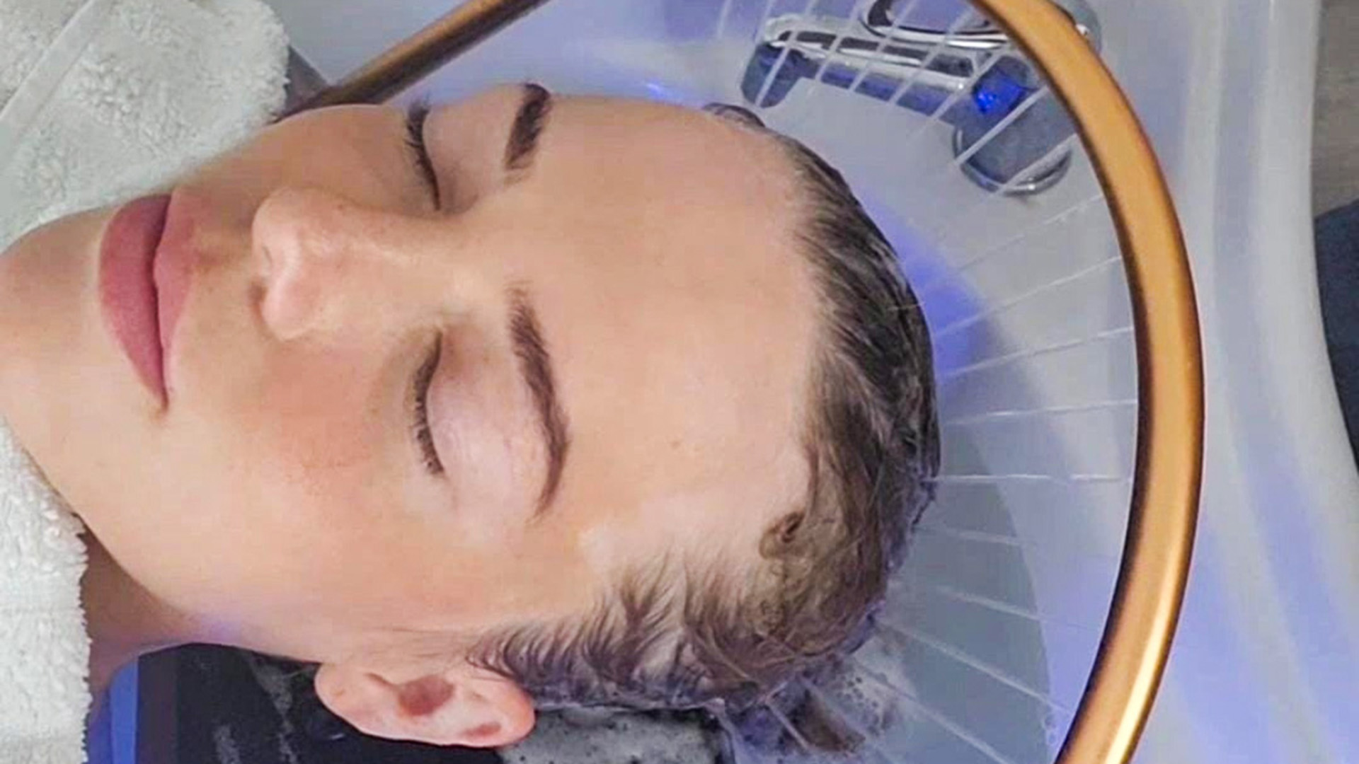 Head Spa Köln für 2