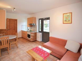 Apartment with private terrace in Huddinge