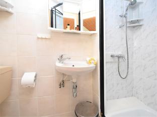 Apartment with private terrace in Lichtenhain
