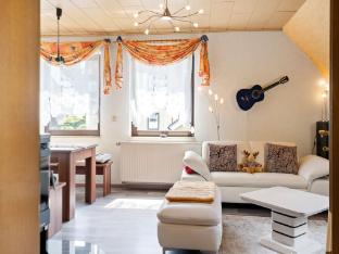 Apartment with garden view in the Erzgebirge