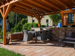 apartment in the Hunsruck regions Drohn Valley.