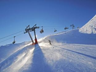 Attractive apartment in Hainzenberg with ski room
