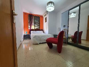 Budjet Rooms 5 at jumbo with Shared Birth Room