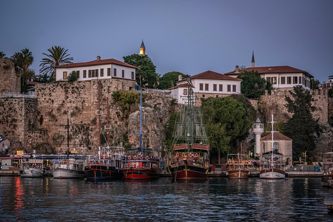 Sonne, Strand & Kultur  jetzt Urlaub in Antalya buchen!