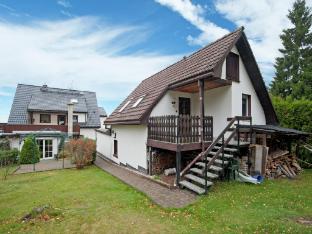 Holiday home near the Klingenthal ski resort