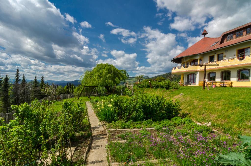 Sonniges Kärnten, Blitzbesuch