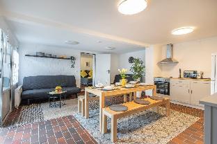Hamburg City Apartment freshly renovated