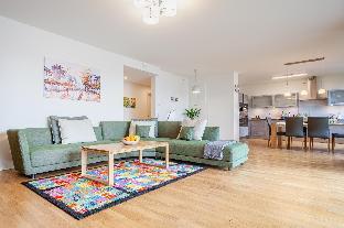 Luxury apartment 140qm Free private parking space