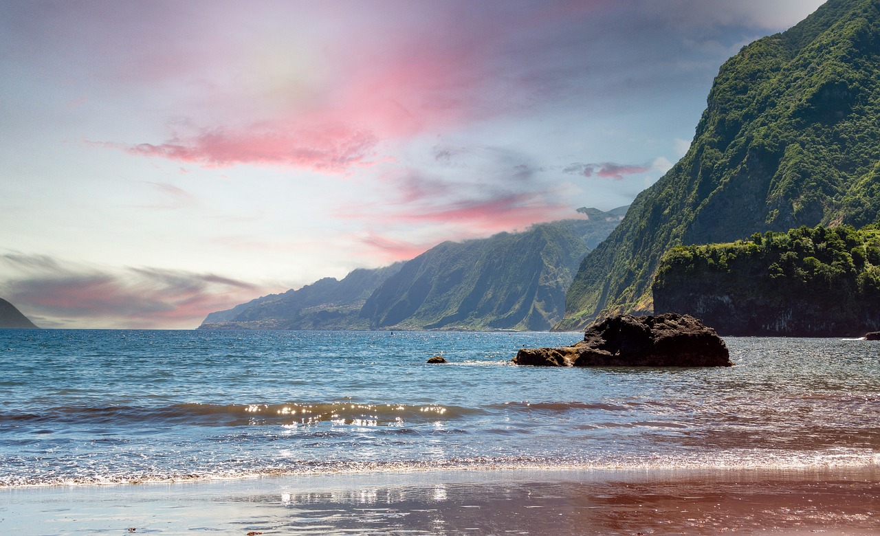 Madeira zum Sparpreis  Deine Auszeit muss nicht teuer sein!