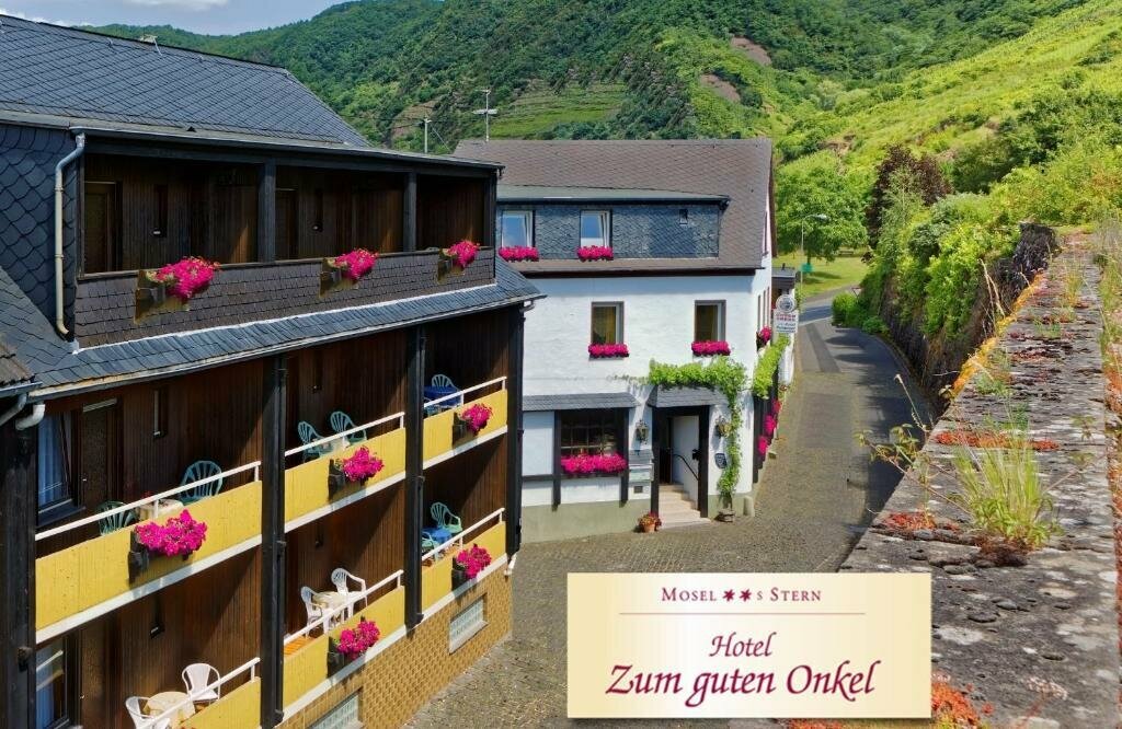 Moselstern**Hotel  Zum Guten Onkel, Rheinland-Pfalz, Deutschland