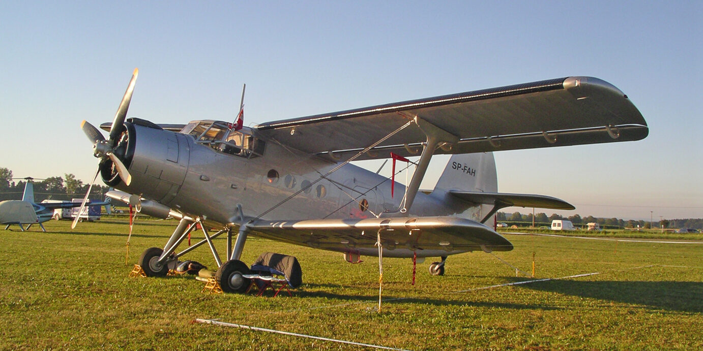 Nostalgie-Rundflug über die Alpen Nostalgie-Rundflug über die Alpen