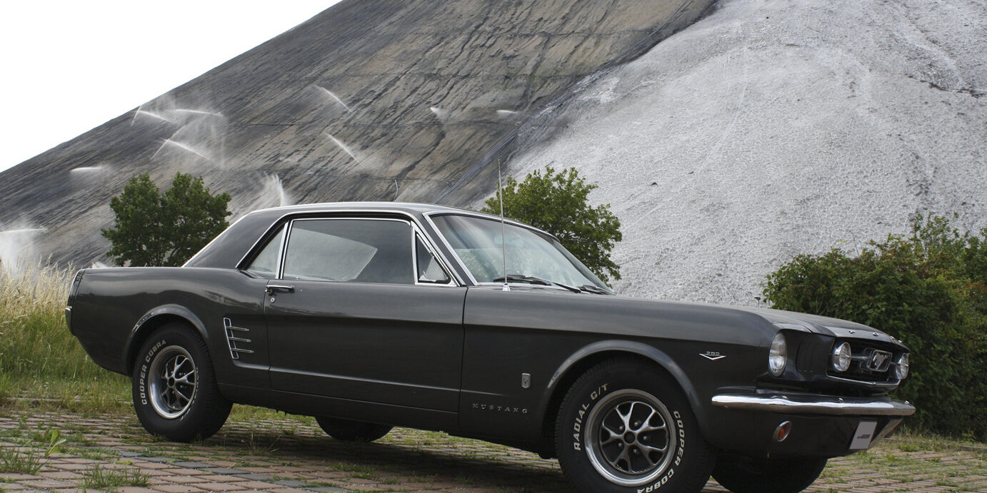 Ford Mustang Oldtimer fahren Partnerfotos Eingang über Einkauf 04.09.2012 AFR