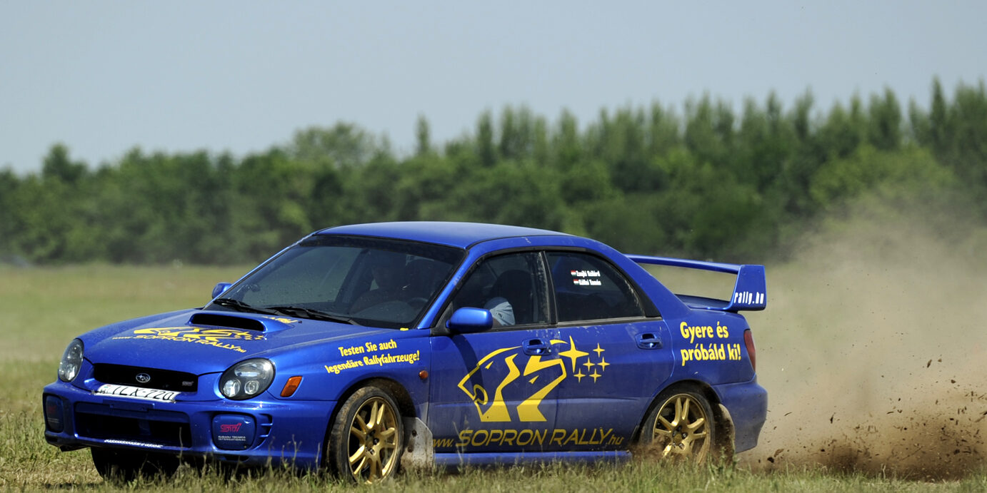 Subaru WRX STI Selberfahren Eingang über Einkauf 18.04.2013 OSC