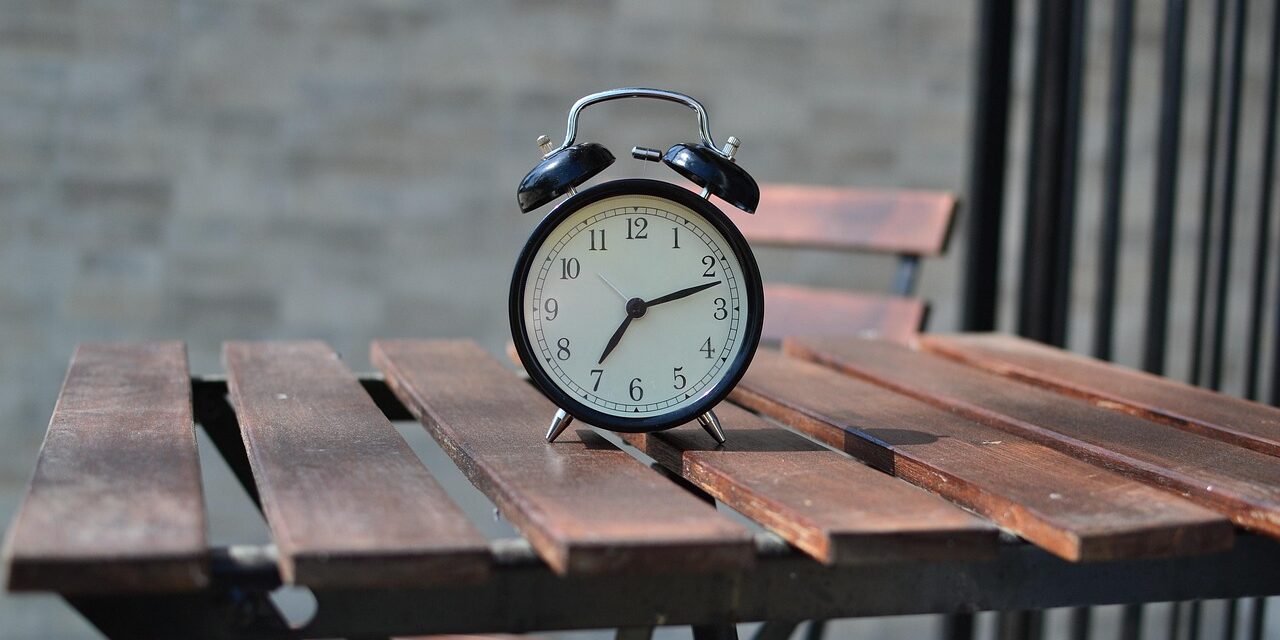 alarm-clock-1842652_1280