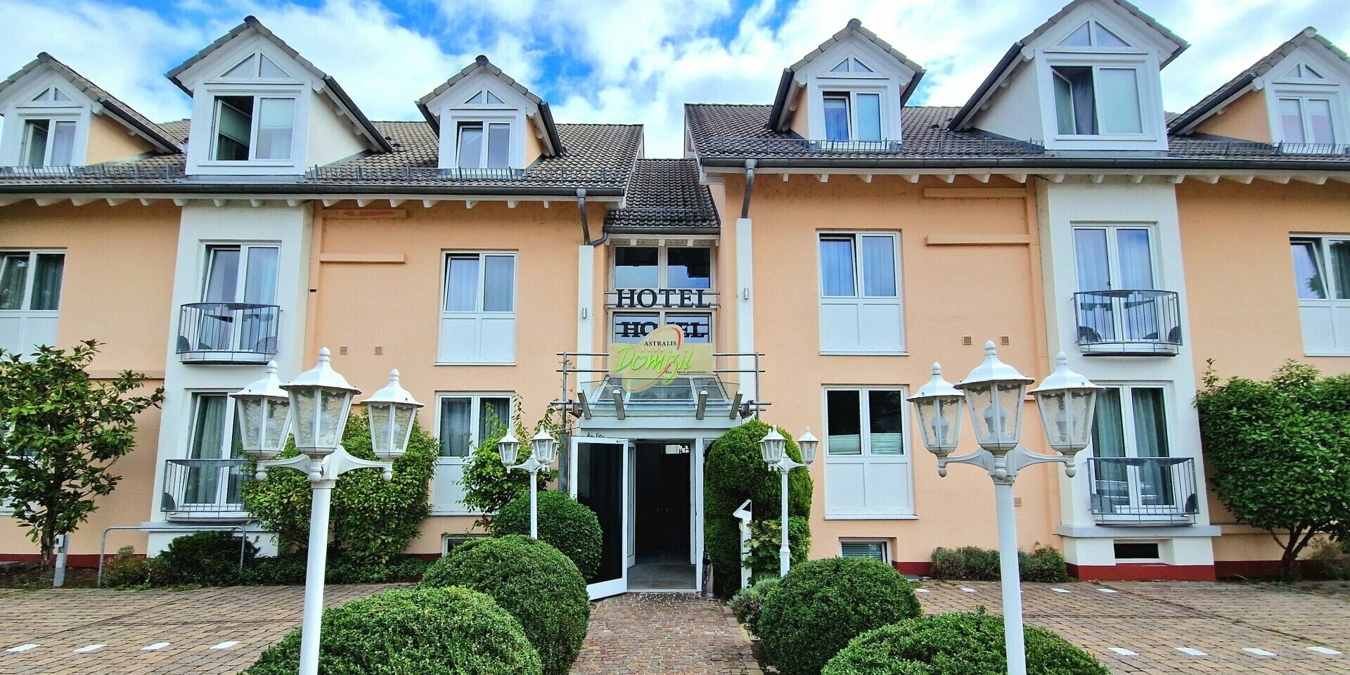 asralis-hotel-domizil-hotel-aussenansicht-89235