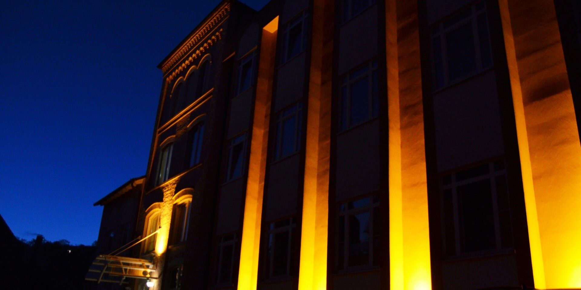 aussenansicht-am-abend-48140 aussenansicht-am-abend-48140