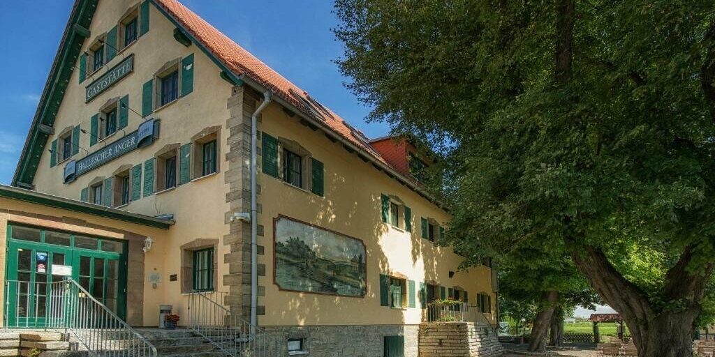 gastwirtschaft-und-hotel-hallescher-anger-hotel-aussenansicht-92465 gastwirtschaft-und-hotel-hallescher-anger-hotel-aussenansicht-92465