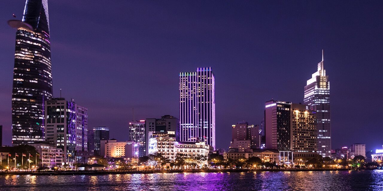 ho-chi-minh-city-1348092_1280