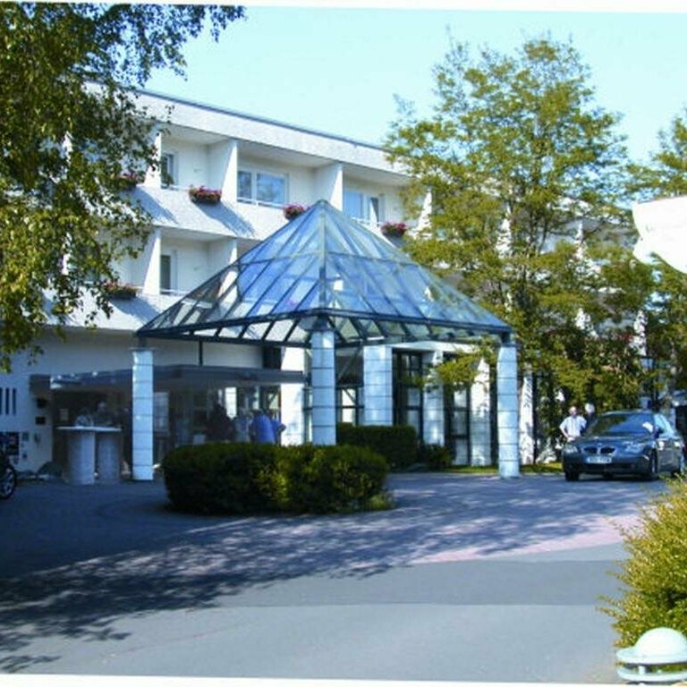 hotel-gersfelder-hof-hotel-aussenansicht-90453