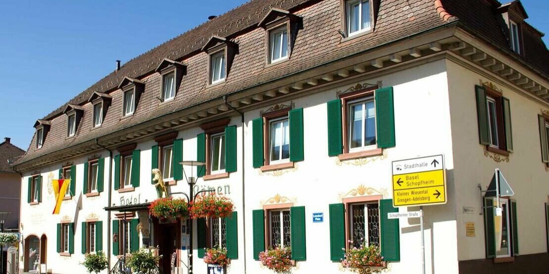 hotel-loewen-hotel-aussenansicht-92331 hotel-loewen-hotel-aussenansicht-92331