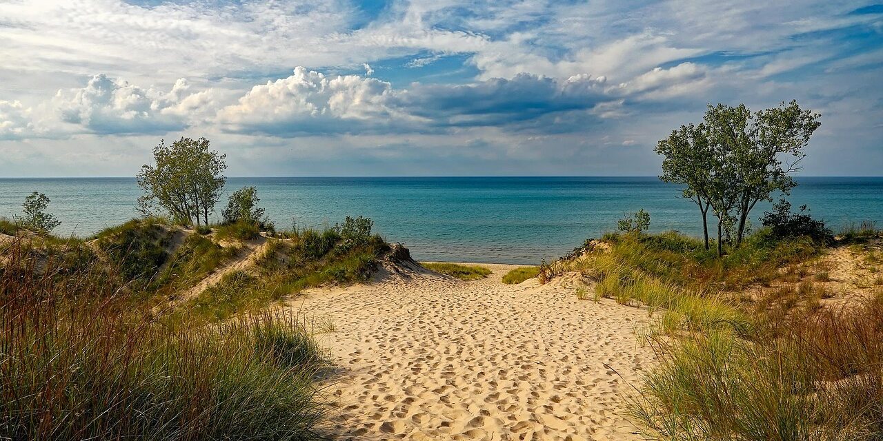indiana-dunes-state-park-1848559_1280 indiana-dunes-state-park-1848559_1280
