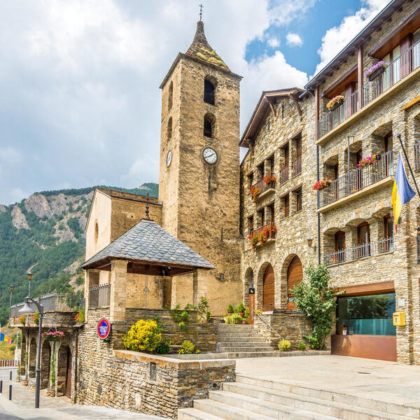 large_8a0092ff5e524dfd015e5b4362bb6447-Andorra