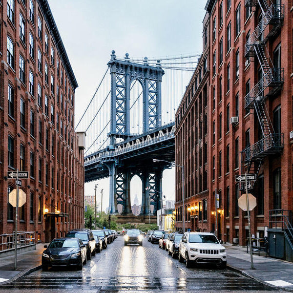 large_8a0092ff6a4817d9016a58e40fa54078-Manhattan-Bridge-USA-New-York