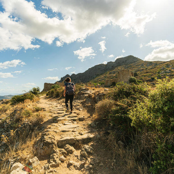 large_8a0092ff8ab08df3018ab1cbc6565e98-Wandern-Berge-Frau