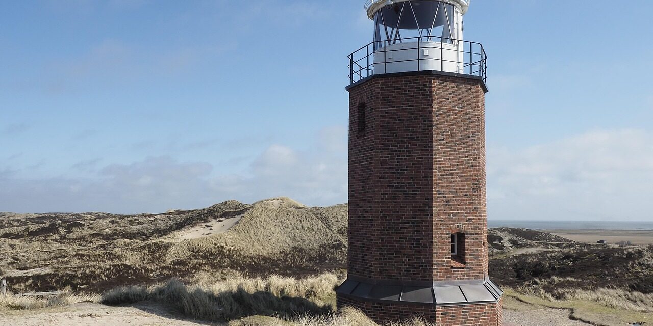 lighthouse-2143138_1280 lighthouse-2143138_1280