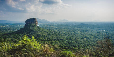 medium_8a0092fd54c36e930154e806ae0e127a-Sri-Lanka-Sigiriya medium_8a0092fd54c36e930154e806ae0e127a-Sri-Lanka-Sigiriya