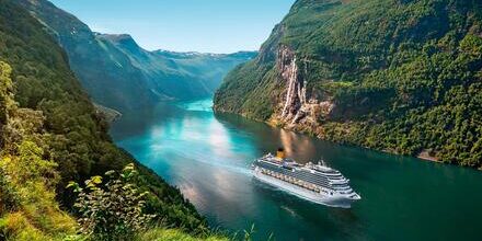 medium_8a0092ff5d554b99015d9745037574a4-Costa-Kreuzfahrten-Costa-Favolosa medium_8a0092ff5d554b99015d9745037574a4-Costa-Kreuzfahrten-Costa-Favolosa