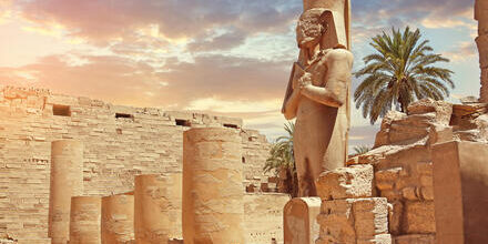 medium_8a0092ff69e746650169ee04e23d699c-Karnak-Tempel medium_8a0092ff69e746650169ee04e23d699c-Karnak-Tempel