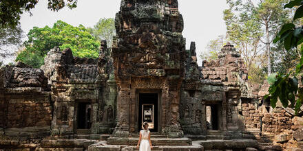 medium_8a0092ff8eac3929018ead4388b15821-Kambodscha-Siem-Reap-Angkor-Wat-Frau medium_8a0092ff8eac3929018ead4388b15821-Kambodscha-Siem-Reap-Angkor-Wat-Frau